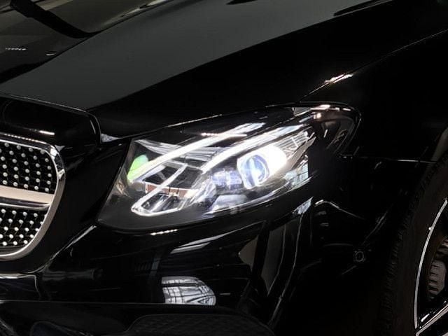 Schwarz Gebraucht 2019 Mercedes E200 AMG Coupé | 35.290 € (Teuer) - Bild 1/4