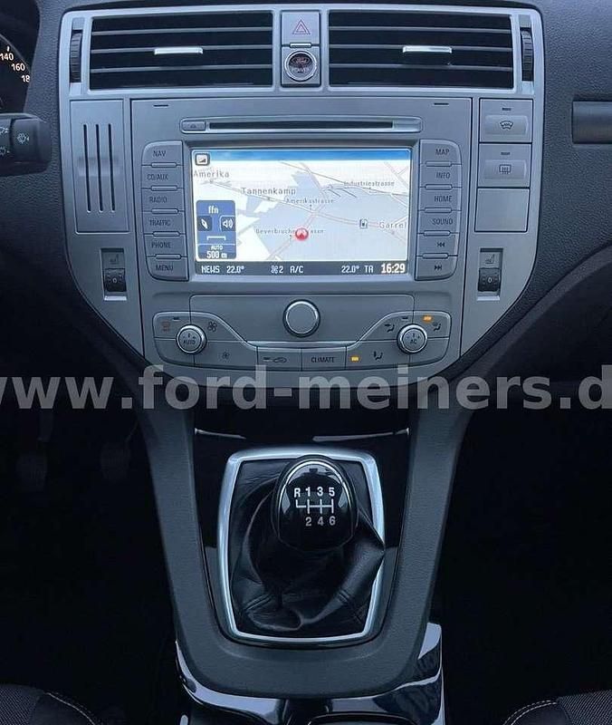 Gebraucht Ford Kuga S 140 PS (102 kW) 2012 Braun SUV