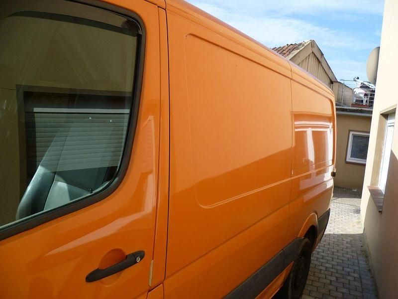 Gebraucht VW Crafter 136 PS (100 kW) 2011 Orange Van