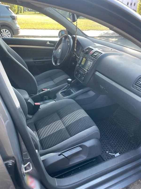 Gebraucht VW Golf V United 81 PS (59 kW) 2008 Grau Kombi