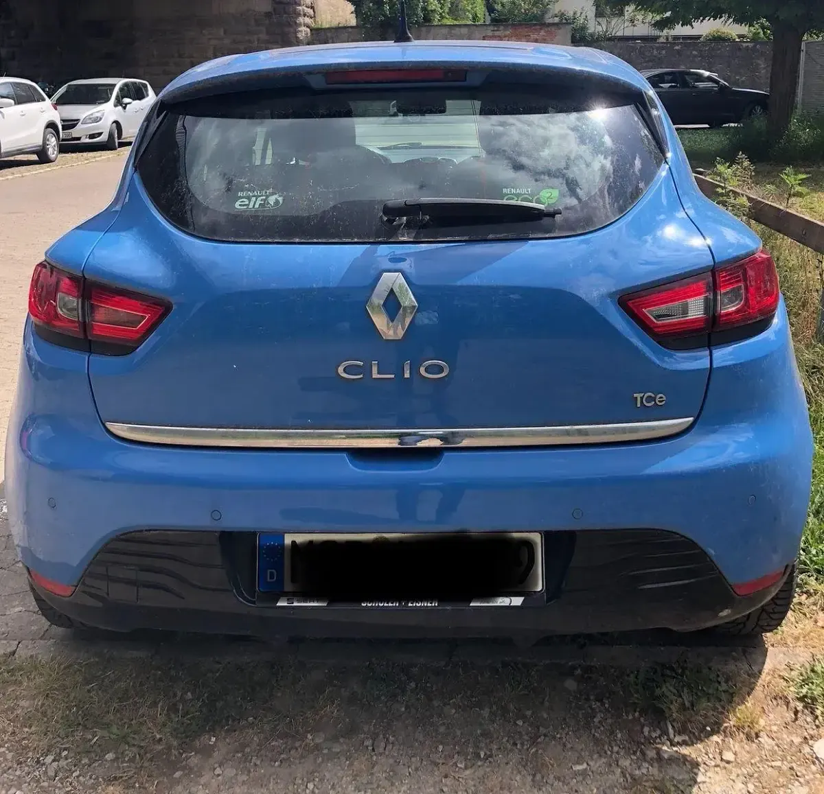 Gebraucht Renault Clio Initiale Paris 90 PS (66 kW) 2014 Blau Kleinwagen