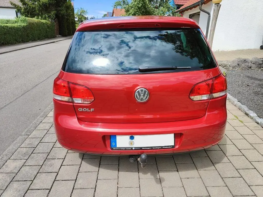 Gebraucht VW Golf VI Style 80 PS (58 kW) 2011 Rot Kleinwagen