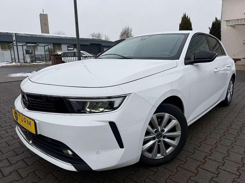 Gebraucht Opel Astra Elegance 131 PS (96 kW) 2023 Weiß Limousine