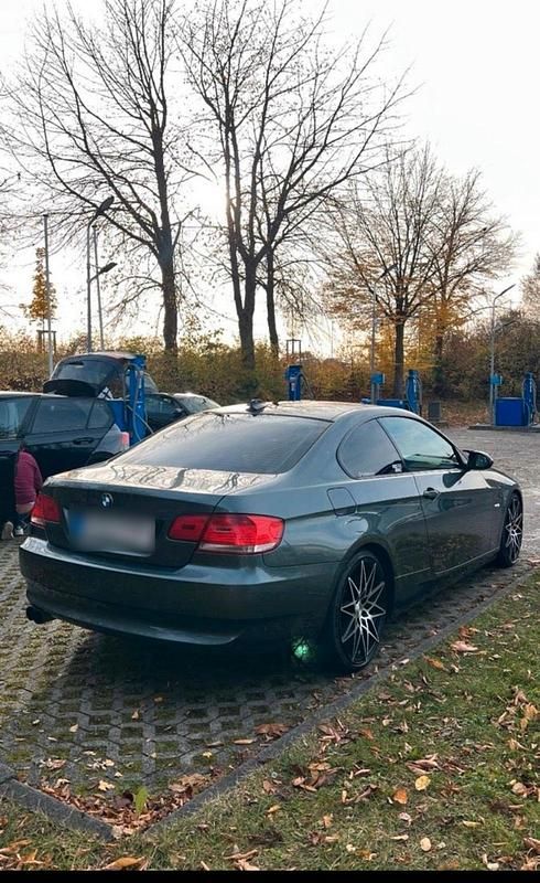 Gebraucht BMW 320 M Performance 170 PS (125 kW) 2009 Grau Coupé