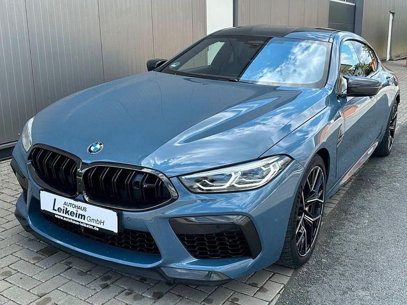 Blau Gebraucht 2022 BMW M8 Competition Edition Coupé | 81.990 € (Etwas zu teuer) - Bild 1/4