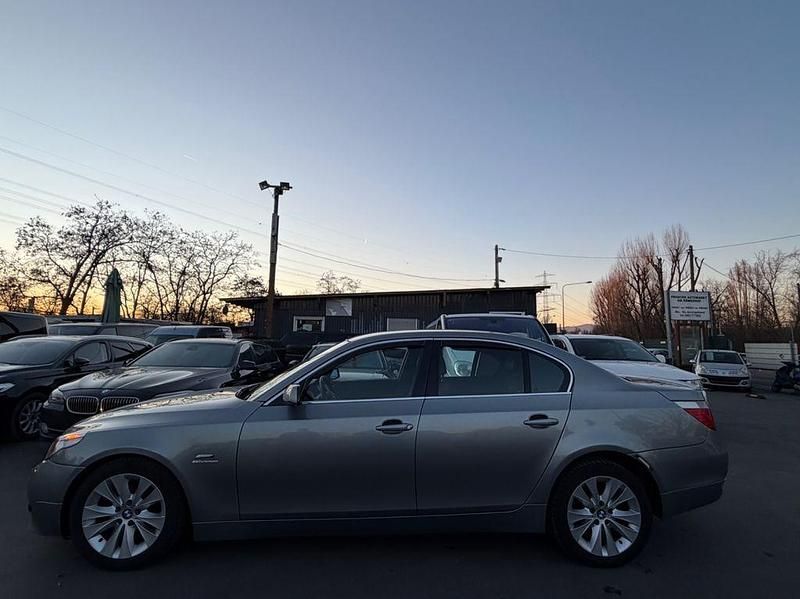 Gebraucht BMW 520 Sport Line 170 PS (125 kW) 2004 Silber Limousine