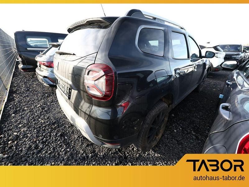 Gebraucht Dacia Duster Prestige 131 PS (96 kW) 2022 Perlmutt schwarz SUV