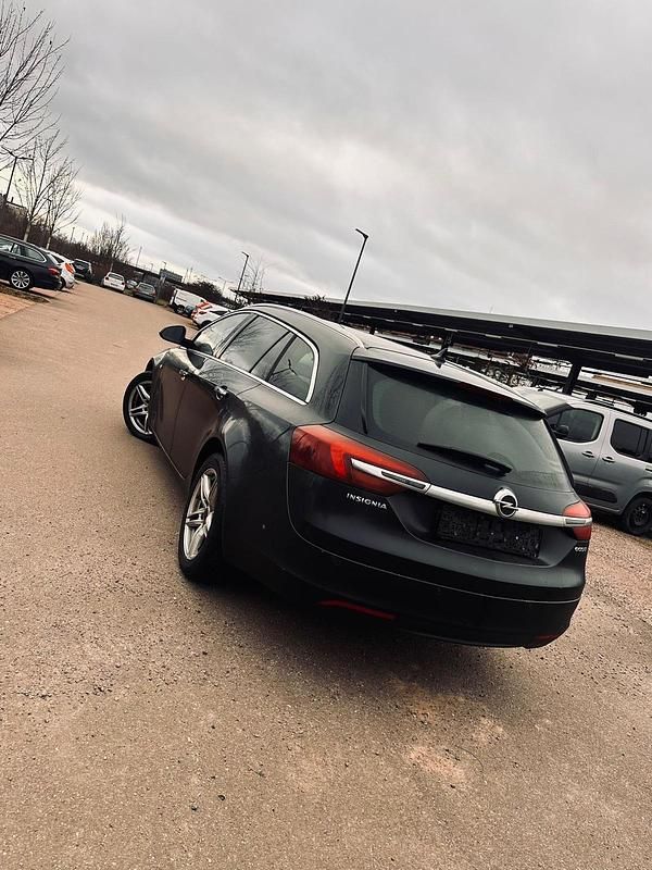 Gebraucht Opel Insignia 170 PS (125 kW) 2015 Kombi