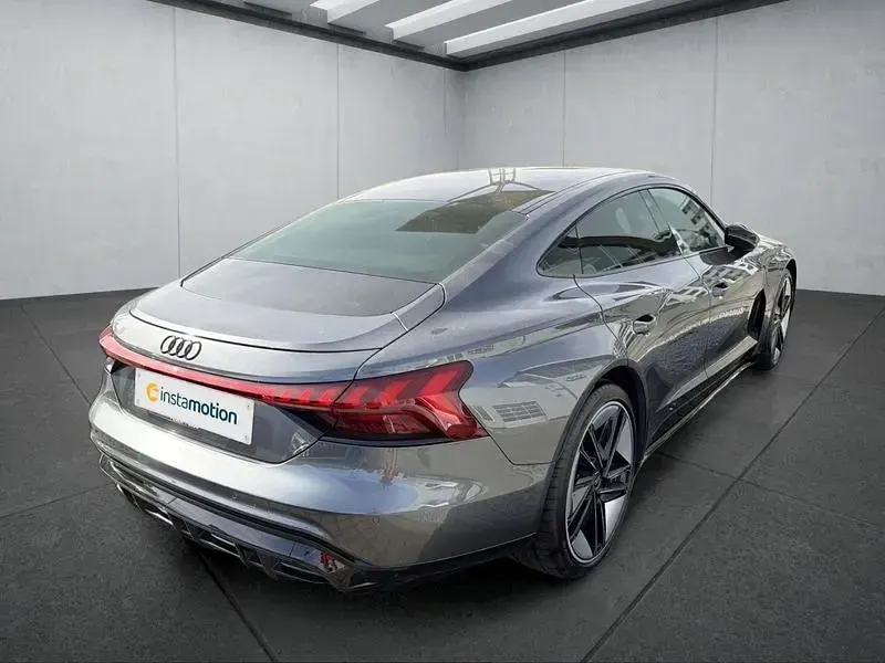 Second-hand Audi e-tron GT quattro 350 kW (476 CP) 2023 Gri Berlinǎ