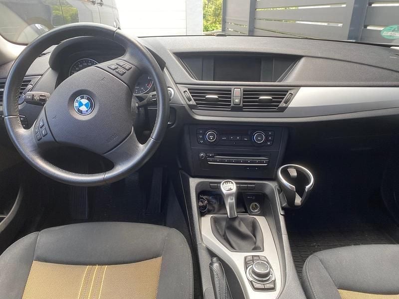 Gebraucht BMW X1 150 PS (110 kW) 2011 Braun SUV
