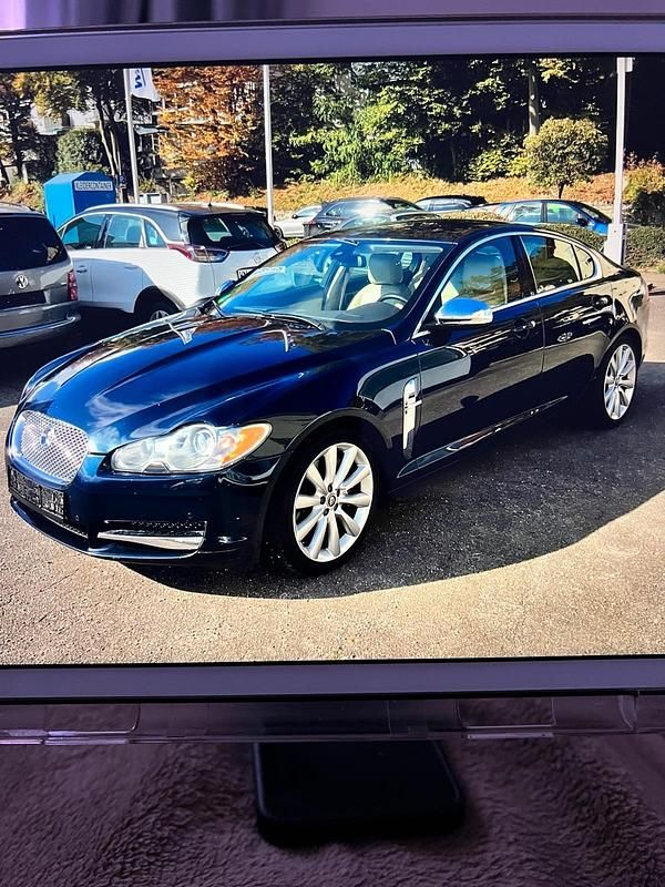 Blau Gebraucht 2009 Jaguar XF Limousine | 7.400 € (Fairer Preis) - Bild 1/4