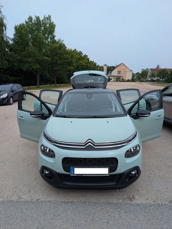 Grün Gebraucht 2019 Citroën C3 PureTech Kleinwagen | 9.000 € (Superpreis) - Bild 1/4
