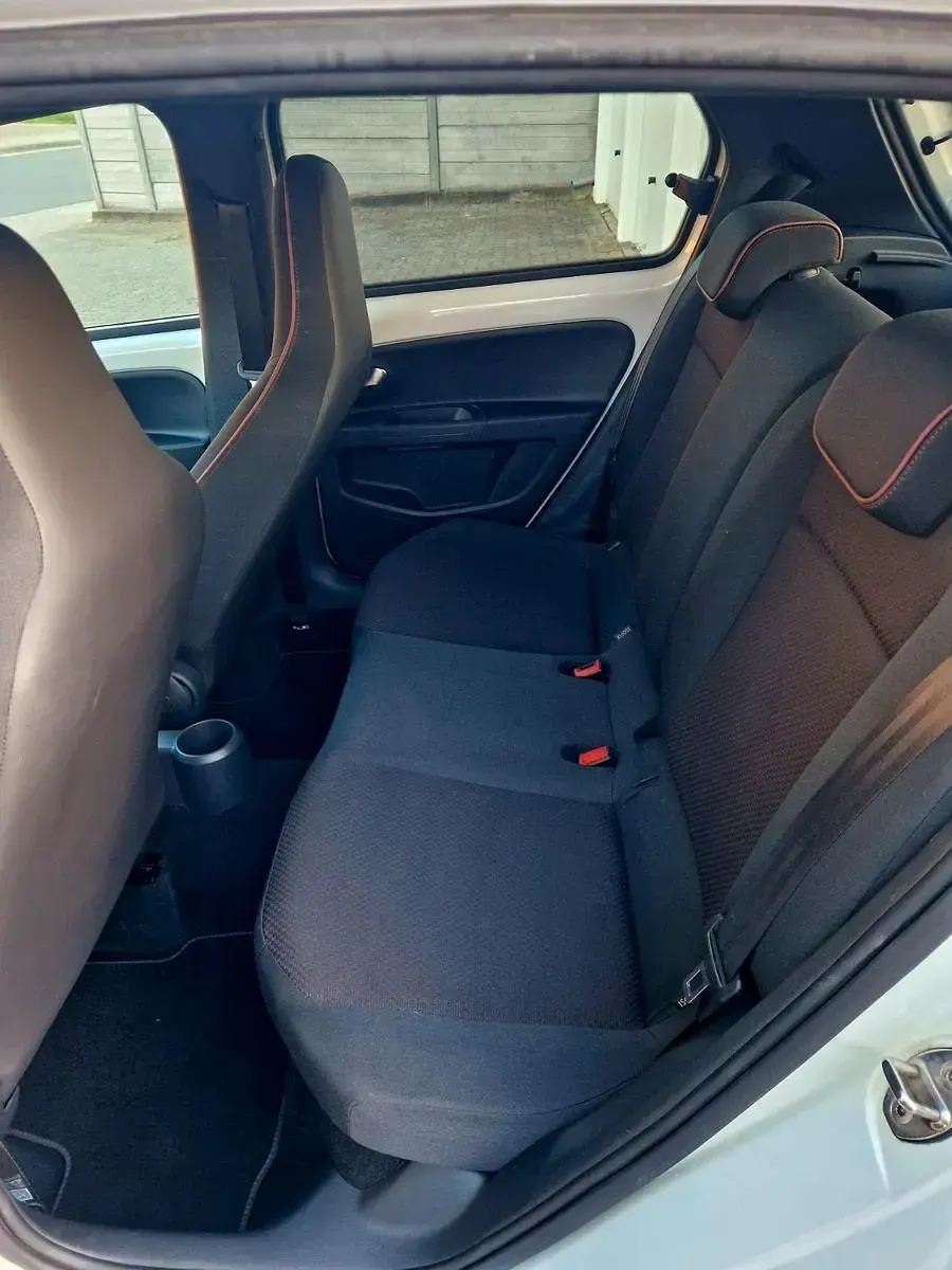 Używany Seat Mii Ecomotive 60 KM (44 kW) 2016 Biały Hatchback