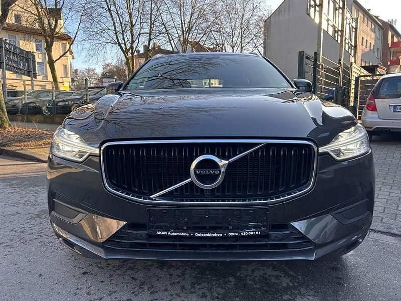 Grau Gebraucht 2018 Volvo XC60 Momentum SUV | 23.900 € (Superpreis) - Bild 1/4