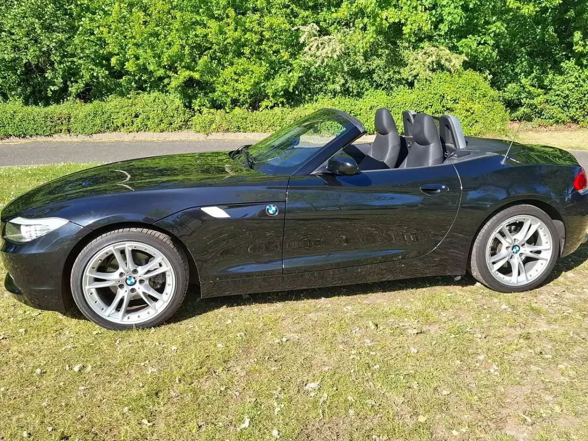 Gebraucht BMW Z4 204 PS (150 kW) 2010 Schwarz Cabrio