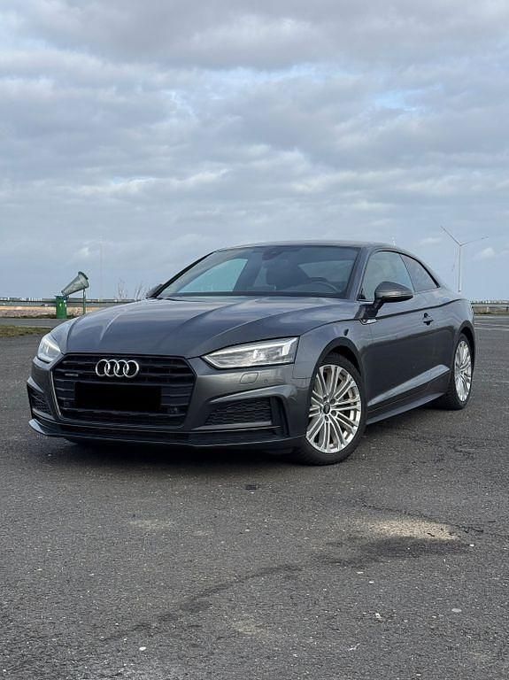 Gebraucht Audi A5 Ambiente 218 PS (160 kW) 2018 Grau Coupé