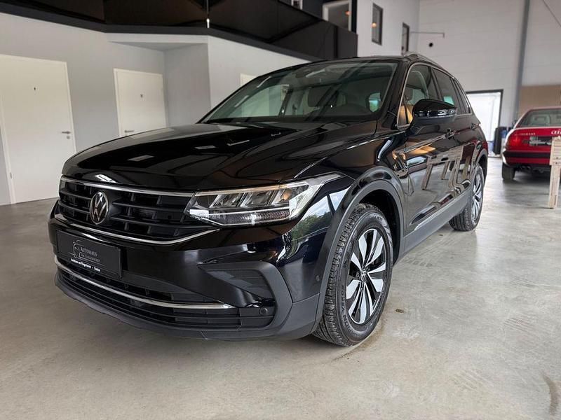 Schwarz Gebraucht 2023 VW Tiguan Move SUV | 33.350 € (Guter Preis) - Bild 1/2