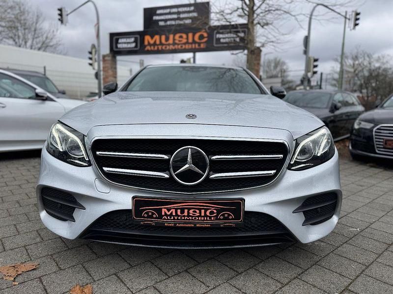 Gebraucht Mercedes E220 AMG line 194 PS (142 kW) 2019 Silber Limousine
