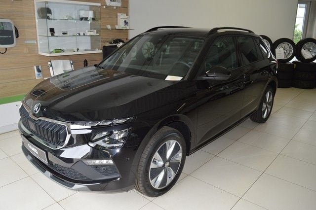 Schwarzmagic perleffekt Gebraucht 2024 Skoda Kamiq Selection SUV | 28.480 € (Fairer Preis) - Bild 1/4