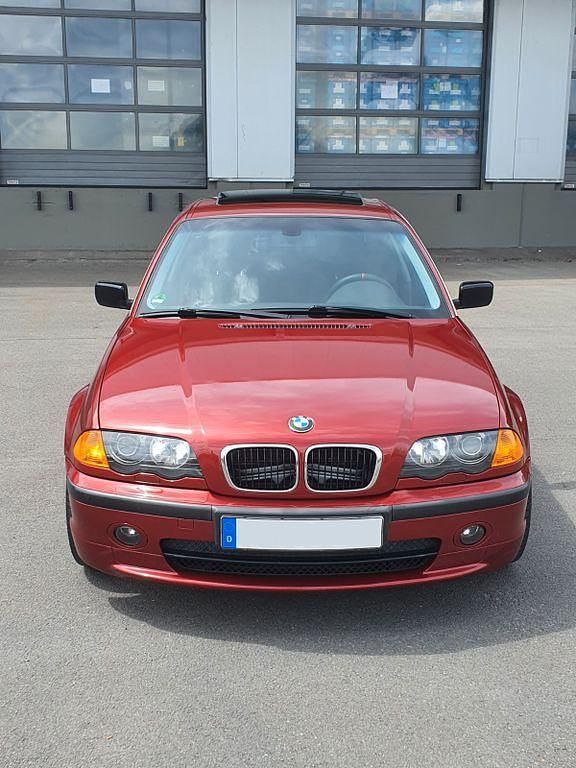 Gebraucht BMW 320 M Sport 150 PS (110 kW) 1999 Rot Limousine