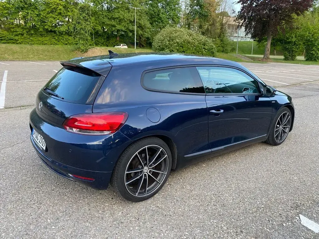 Gebraucht VW Scirocco Life 160 PS (117 kW) 2014 Blau Coupé
