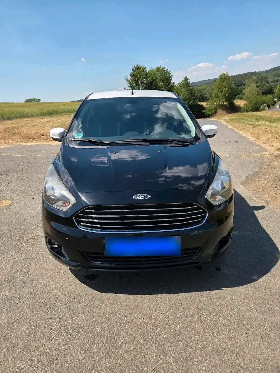 Gebraucht Ford Focus 86 PS (63 kW) 2017 Schwarz Kleinwagen