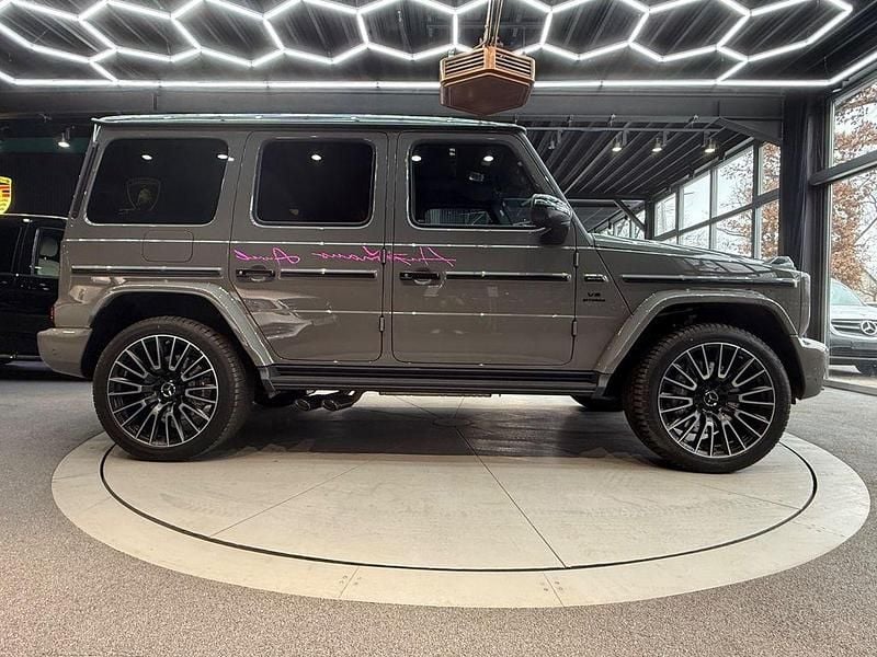 Neu Mercedes G63 AMG AMG 585 PS (430 kW) 2025 Grau SUV