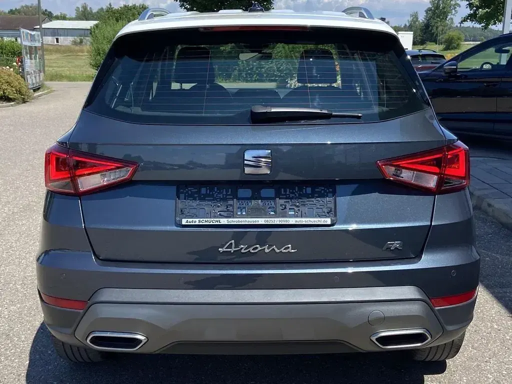 Gebraucht Seat Arona FR 110 PS (80 kW) 2023 Grau SUV