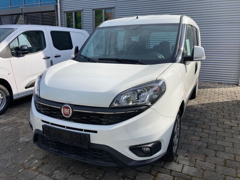 Weiß Gebraucht 2019 Fiat Doblò Van / Kleinbus | 14.900 € - Bild 1/4