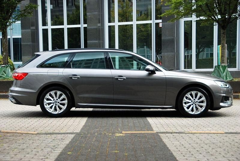 Gebraucht Audi A4 Advanced Plus 204 PS (150 kW) 2022 Grau Kombi
