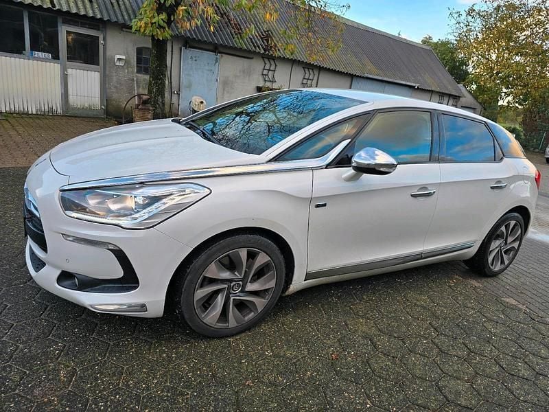 Weiß Gebraucht 2025 Citroën DS5 Kleinwagen | 8.300 € - Bild 1/4
