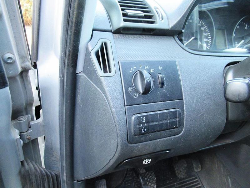 Gebraucht Mercedes Vito 136 PS (100 kW) 2012 Silber Van