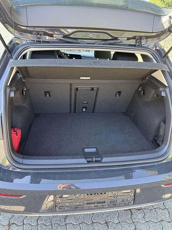 Gebraucht VW Golf VII Style 150 PS (110 kW) 2020 Grau Limousine