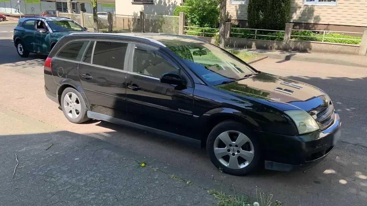 Gebraucht Opel Vectra 150 PS (110 kW) 2007 Schwarz Kombi