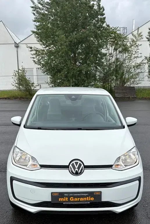 Second-hand VW up! Basis 65 CP (47 kW) 2020 Alb Hatchback