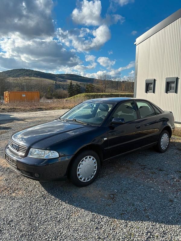 Gebraucht Audi A4 110 PS (80 kW) 2000 Blau Limousine