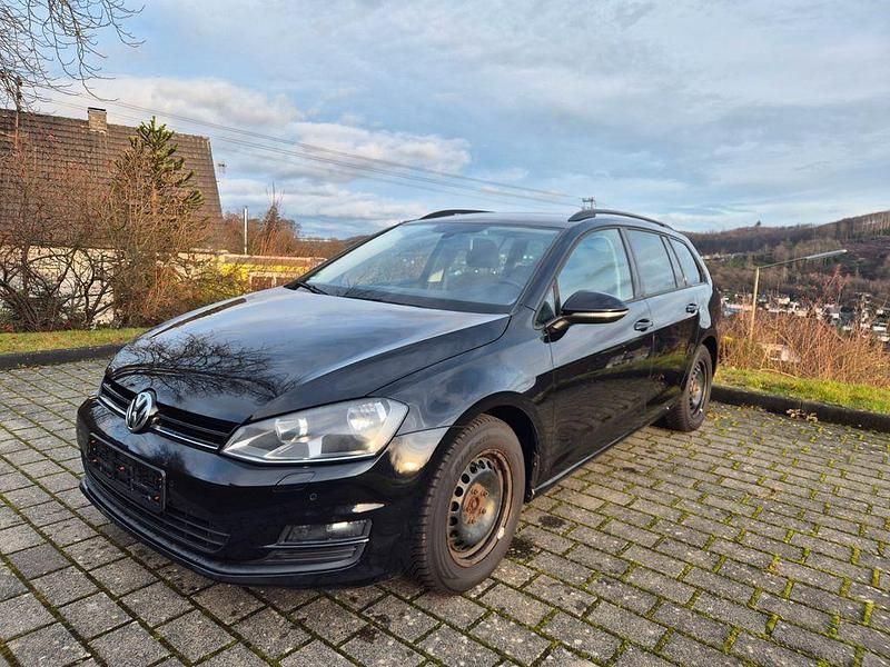 Schwarz Gebraucht 2014 VW Golf VII Comfortline Kombi | 6.450 € (Guter Preis) - Bild 1/4