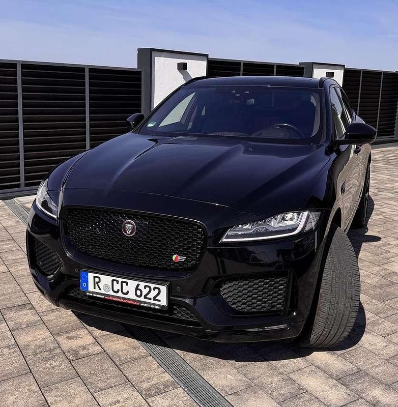 Gebraucht Jaguar F-Pace S 300 PS (220 kW) 2017 Schwarz SUV