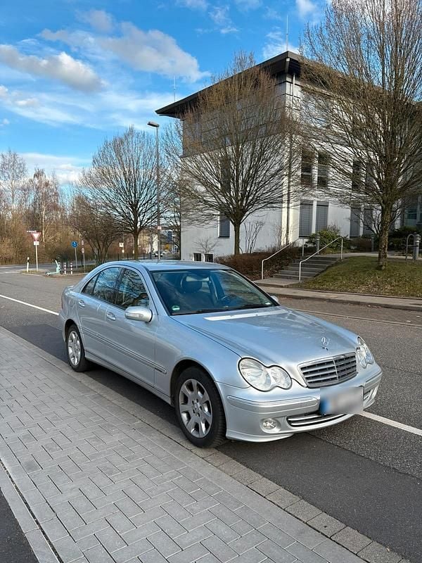 Gebraucht Mercedes C180 143 PS (105 kW) 2006 Silber Limousine
