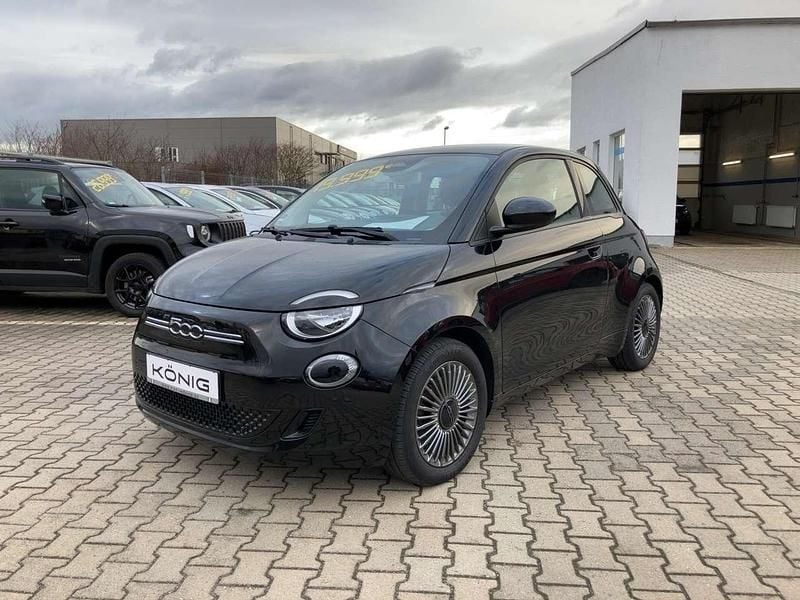 Schwarz Gebraucht 2022 Fiat 500e Icon Kleinwagen | 15.990 € (Superpreis) - Bild 1/4