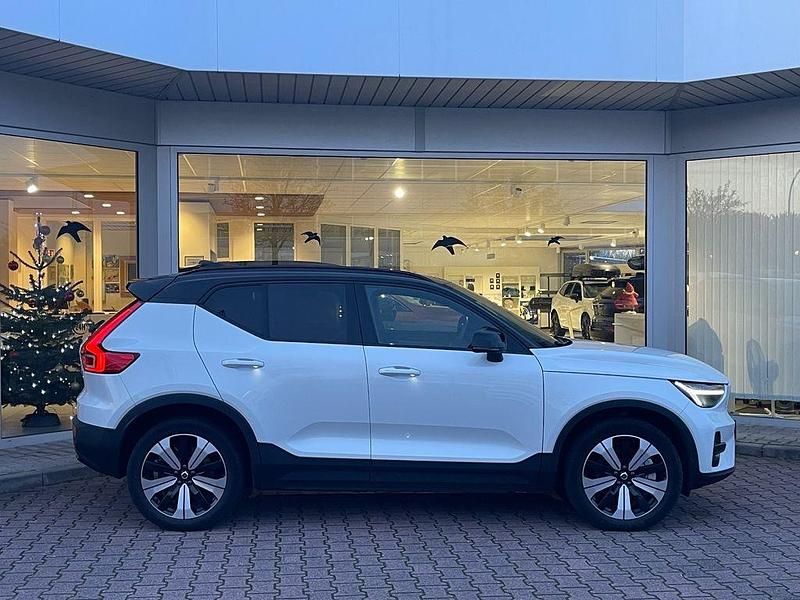 Gebraucht Volvo XC40 Plus 169 kW (231 PS) 2022 Crystal white SUV
