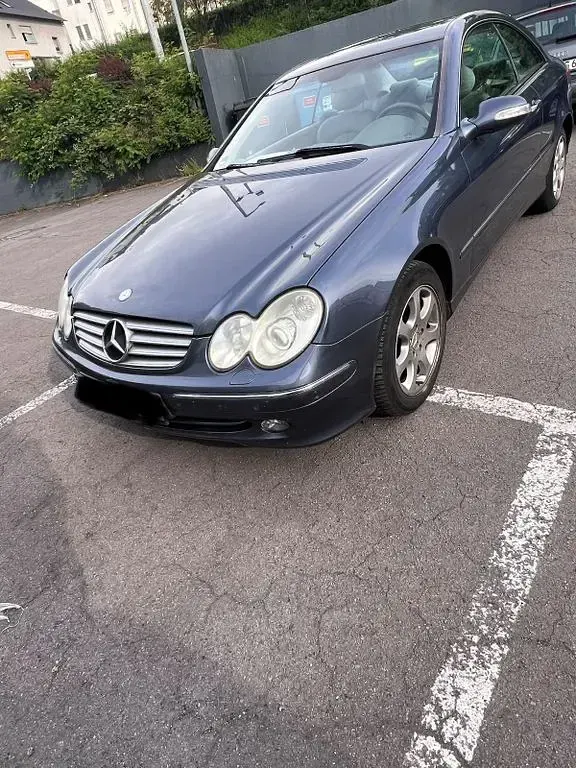 Gebraucht Mercedes CLK320 Avantgarde 218 PS (160 kW) 2003 Blau Coupé