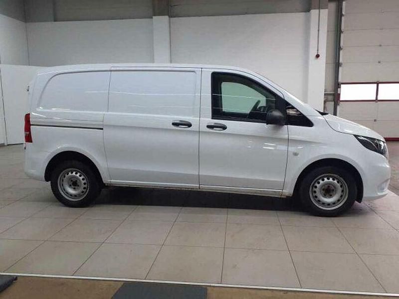 Gebraucht Mercedes Vito 136 PS (100 kW) 2020 Arktisweiß Van