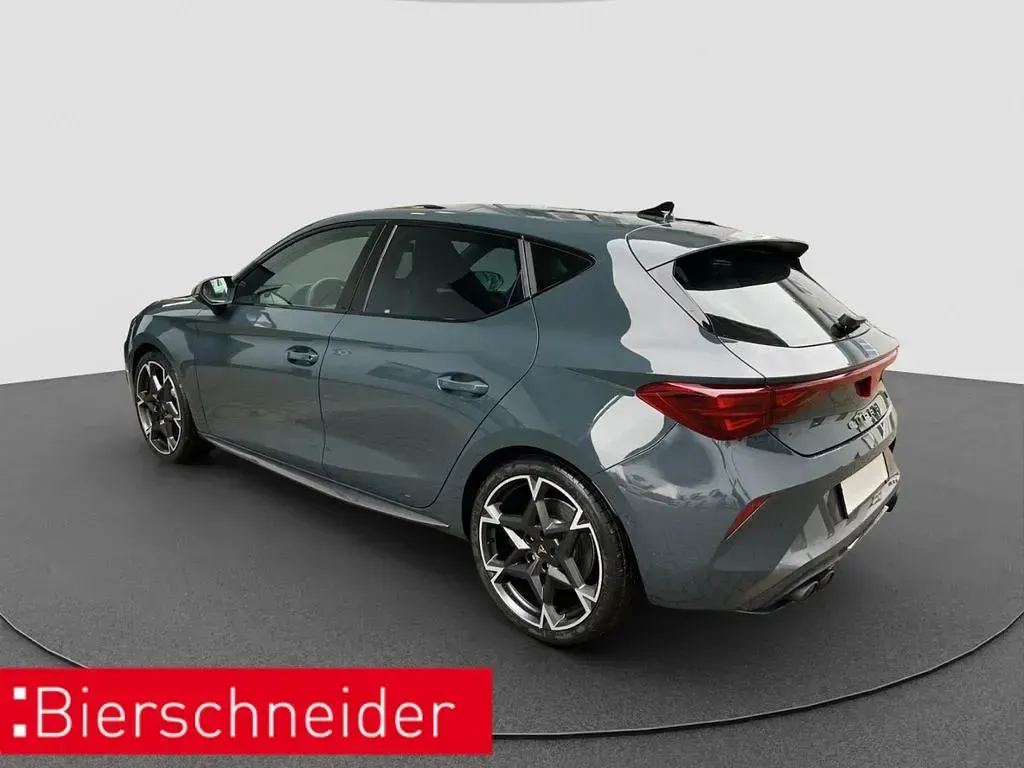 Gebraucht Cupra Leon VZ 300 PS (220 kW) 2024 Blau Limousine