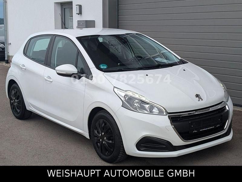 Weiß Gebraucht 2019 Peugeot 208 Active Kleinwagen | 11.790 € (Fairer Preis) - Bild 1/4
