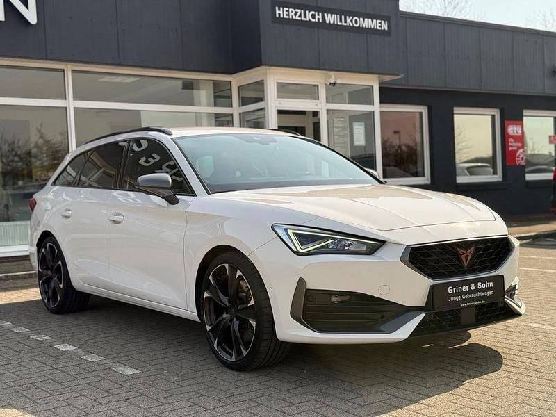 Gebraucht Cupra Leon VZ 245 PS (180 kW) 2022 Weiß Limousine