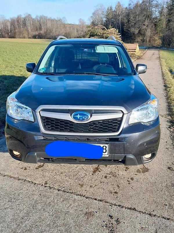 Grau Gebraucht 2015 Subaru Forester SUV | 9.200 € (Guter Preis) - Bild 1/4