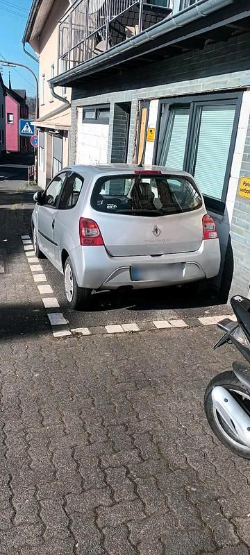 Gebraucht Renault Twingo 75 PS (55 kW) 2010 Silber Kleinwagen