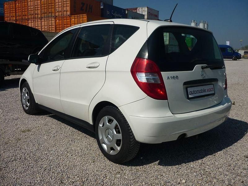 Second-hand Mercedes A160 95 CP (69 kW) 2012 Alb Berlinǎ