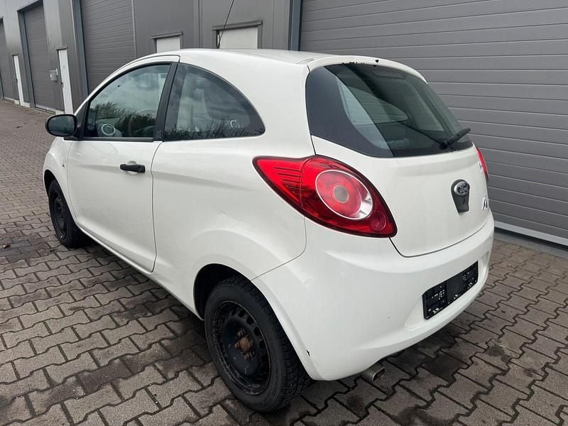 Gebraucht Ford Ka 69 PS (50 kW) 2010 Weiß Kleinwagen